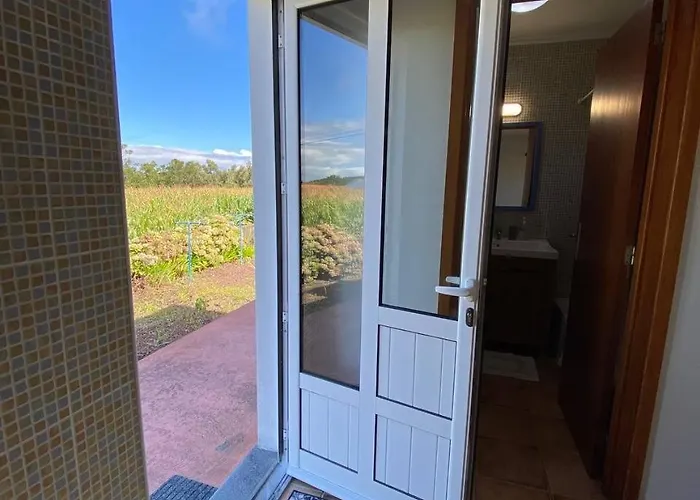 Sunshine House No.2 * Madalena (Azores)